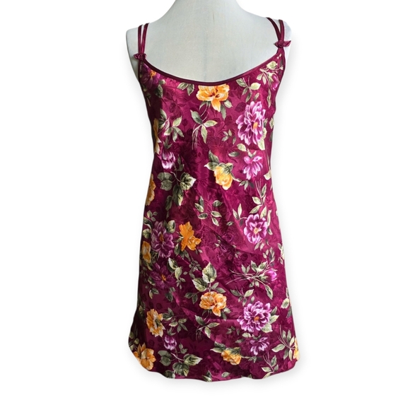 Vintage Just My Size 2pc Set, Satin Chemise W/ Robe, Floral Burgundy, Size 1X - Picture 3 of 15